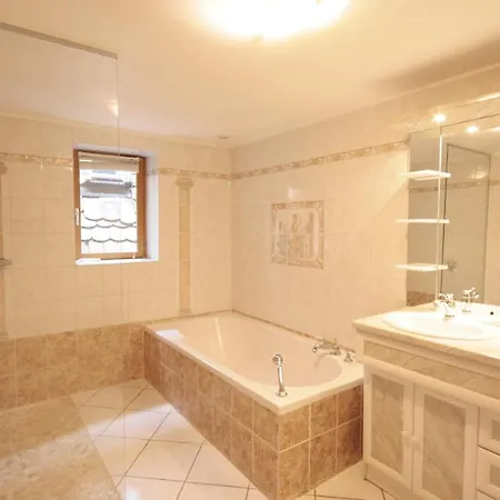 Holiday home Aux 2 Vignes - Grande Maison Ideale En Famille Ou Entre Amis